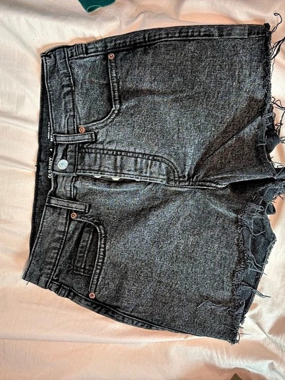Old Navy Sky-Hi Rise Women's Gray High Rise Denim Cutoff Shorts Size 4